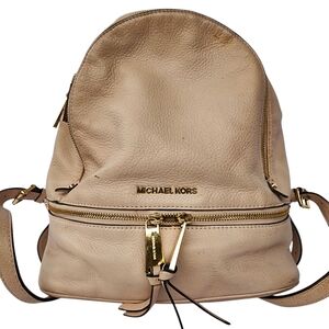 Michael Kors Rhea Zip Medium Size Backpack‎ Soft Pink Leather Blush